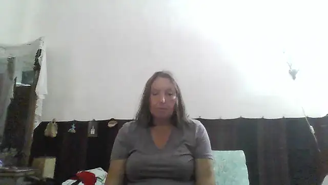 Snapshot of AnnaLive570 chatting on July 5, 2026, 11:28 am AnnaLive570 online show from July 5, 2026, 11:28 am