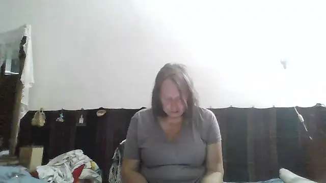 Snapshot of AnnaLive570 chatting on July 8, 2026, 3:22 am AnnaLive570 online show from July 8, 2026, 3:22 am