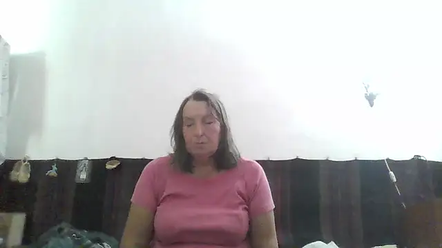 Snapshot of AnnaLive570 chatting on July 25, 2026, 10:35 am AnnaLive570 online show from July 25, 2026, 10:35 am