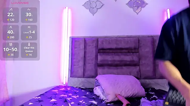 0anonimo bottom1 online show from October 10, 2025, 1:43 pm