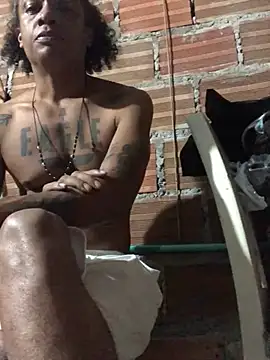 elpeluchenegroxxx3 online show from February 11, 2026, 3:33 am