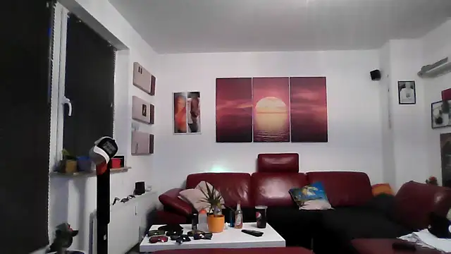 Snapshot of hellgirl1980 chatting on September 28, 2025, 6:57 pm hellgirl1980 online show from September 28, 2025, 6:57 pm