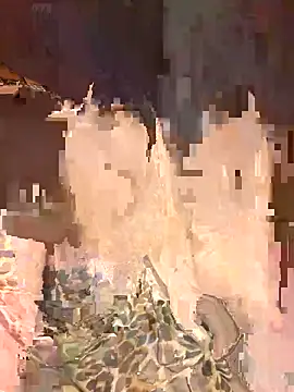 Snapshot of RooVaaN-Xx chatting on September 9, 2025, 5:01 pm RooVaaN-Xx online show from September 9, 2025, 5:01 pm