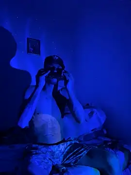 Snapshot of carl_jhonson821 chatting on October 27, 2025, 9:24 am carl jhonson821 online show from October 27, 2025, 9:24 am