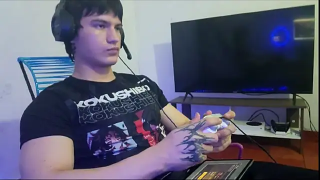 ErickWalton online show from October 29, 2025, 5:31 am