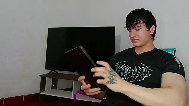 ErickWalton online show from January 15, 2026, 5:23 am