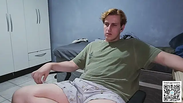 vinialnc online show from October 19, 2025, 5:41 am