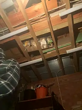 Snapshot of Johnclips2 chatting on October 10, 2025, 3:05 am Johnclips2 online show from October 10, 2025, 3:05 am