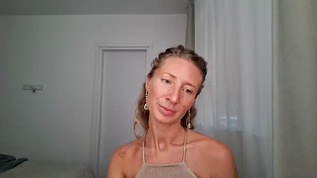 Snapshot of Paevoa chatting on September 12, 2025, 7:08 am Paevoa online show from September 12, 2025, 7:08 am