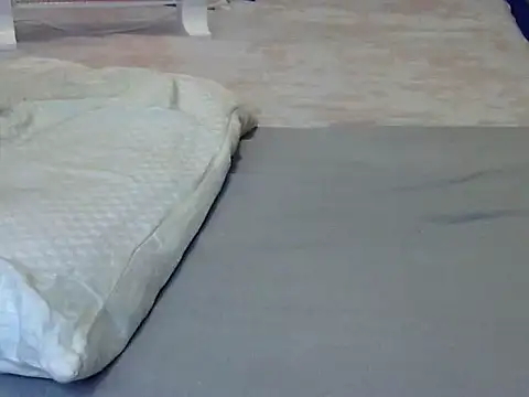 Playroom queen online show from December 18, 2025, 11:33 pm