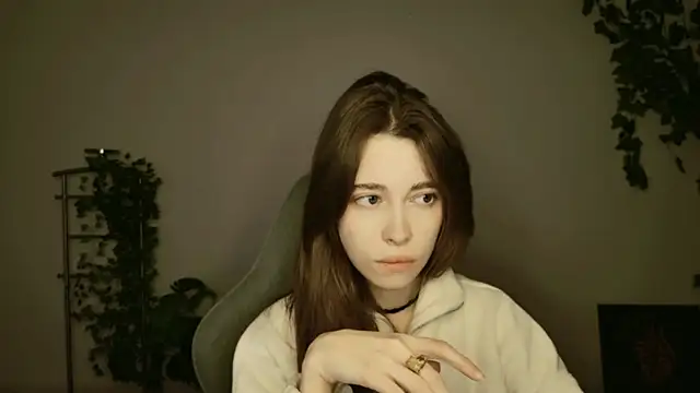 Snapshot of Yoka_paradoXXX chatting on November 26, 2025, 5:08 am Yoka paradoXXX online show from November 26, 2025, 5:08 am