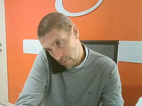 max79ve31 online show from October 27, 2025, 1:15 pm