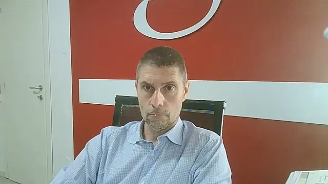 Snapshot of max79ve31 chatting on May 12, 2026, 11:29 am max79ve31 online show from May 12, 2026, 11:29 am