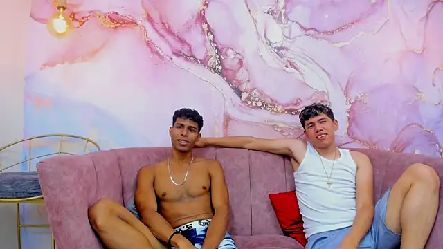 Snapshot of PoisonGuys chatting on September 25, 2025, 6:22 pm PoisonGuys online show from September 25, 2025, 6:22 pm