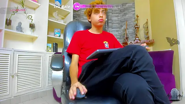 Snapshot of PoisonGuys chatting on November 18, 2025, 10:20 am PoisonGuys online show from November 18, 2025, 10:20 am