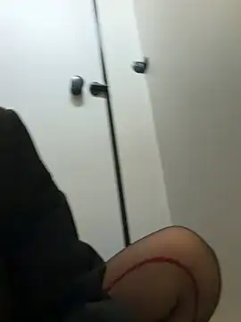 wemroudeyu online show from January 8, 2026, 9:11 am