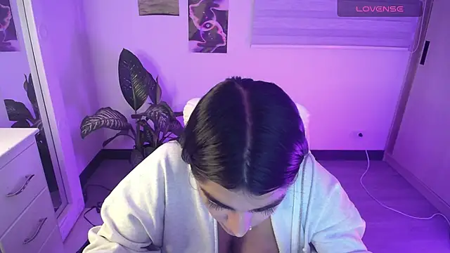 Snapshot of amarasilk_ chatting on July 14, 2026, 1:41 am amarasilk online show from July 14, 2026, 1:41 am