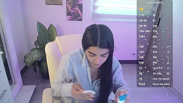 Snapshot of amarasilk_ chatting on July 31, 2026, 9:25 pm amarasilk online show from July 31, 2026, 9:25 pm