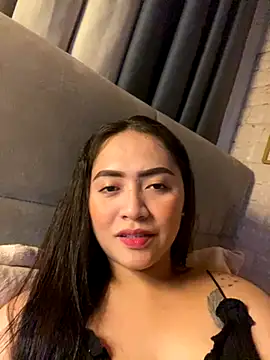 Snapshot of yourdevilsweettsx chatting on November 3, 2025, 10:27 am yourdevilsweettsx online show from November 3, 2025, 10:27 am