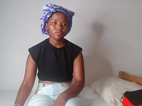 AshleyT255 online show from September 10, 2025, 9:09 am