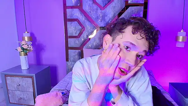 Electra Gosselin online show from October 13, 2025, 12:05 pm