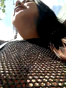 Misshot 01 online show from September 11, 2025, 2:50 pm