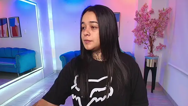 Black roseee online show from June 3, 2026, 3:42 am
