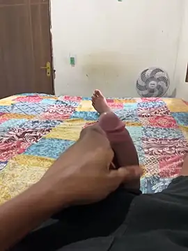 Roludo222346 online show from February 26, 2026, 7:02 pm