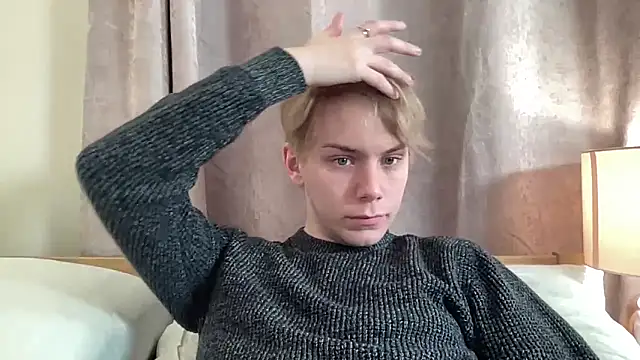 Snapshot of scottishtwink01 chatting on October 2, 2025, 1:12 am scottishtwink01 online show from October 2, 2025, 1:12 am