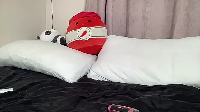 Snapshot of scottishtwink01 chatting on October 15, 2025, 12:22 am scottishtwink01 online show from October 15, 2025, 12:22 am