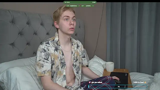 Snapshot of scottishtwink01 chatting on March 9, 2026, 12:47 am scottishtwink01 online show from March 9, 2026, 12:47 am