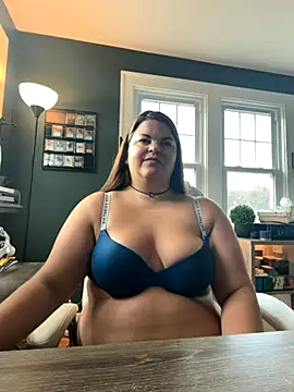 PlayWithBrittany online show from October 24, 2025, 1:29 pm