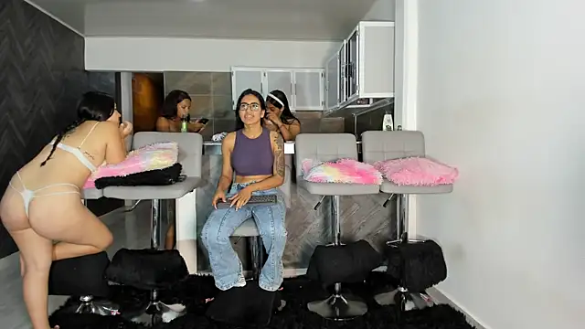 Melissa tylor69 online show from February 27, 2026, 2:44 am