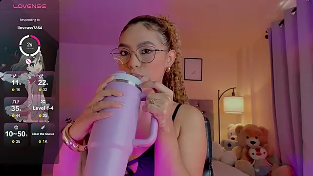 OxanaFedorova1- online show from June 14, 2026, 7:05 pm