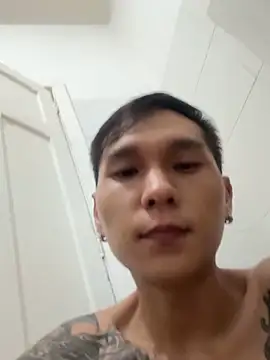 samuelcher online show from October 18, 2025, 2:47 am