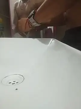 Snapshot of ThiagoFernandezChancay25 chatting on November 8, 2025, 12:33 am ThiagoFernandezChancay25 online show from November 8, 2025, 12:33 am