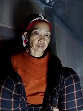 -Xuka-200 online show from November 15, 2025, 1:18 pm