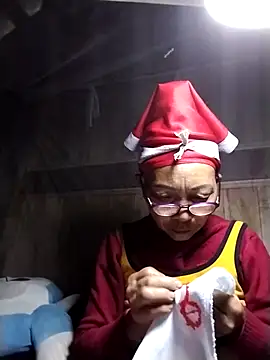 -Xuka-200 online show from February 18, 2026, 11:55 pm