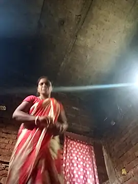 Snapshot of Notyriya7 chatting on November 27, 2025, 5:42 am Notyriya7 online show from November 27, 2025, 5:42 am