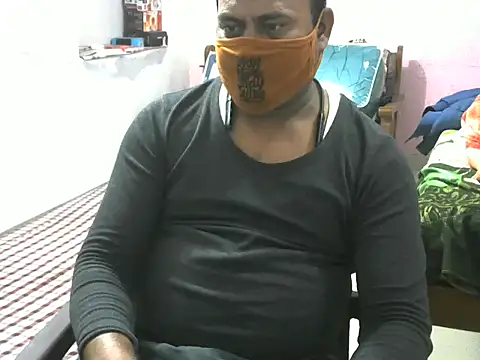 Famit025 online show from January 12, 2026, 7:41 pm