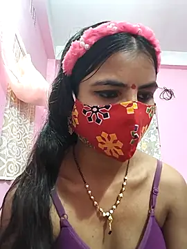 Snapshot of KanchiNp chatting on October 13, 2025, 12:38 pm KanchiNp online show from October 13, 2025, 12:38 pm