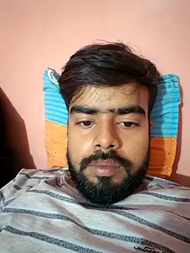 soniriyaa010101 online show from October 20, 2025, 6:03 am