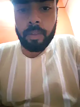 soniriyaa010101 online show from October 27, 2025, 7:29 pm