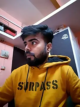 soniriyaa010101 online show from January 14, 2026, 1:00 am