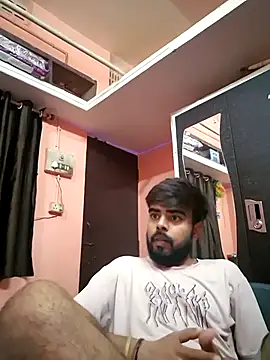 Snapshot of soniriyaa010101 chatting on July 4, 2026, 8:42 am soniriyaa010101 online show from July 4, 2026, 8:42 am