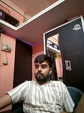 Snapshot of soniriyaa010101 chatting on August 6, 2026, 5:59 pm soniriyaa010101 online show from August 6, 2026, 5:59 pm