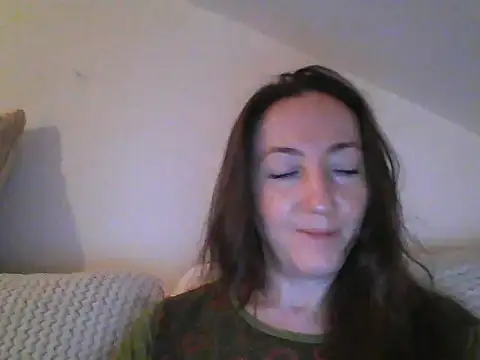 Valessya online show from June 15, 2026, 8:22 pm