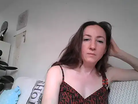 Valessya online show from June 16, 2026, 5:37 pm