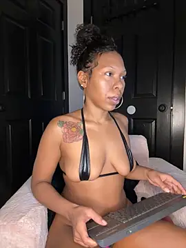 Snapshot of __suki chatting on November 13, 2025, 6:18 pm suki online show from November 13, 2025, 6:18 pm