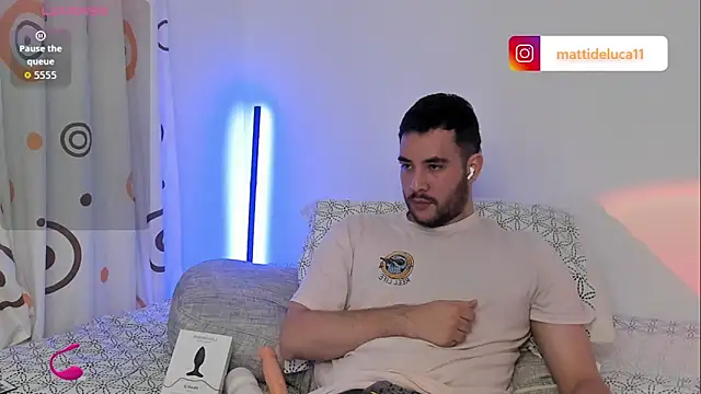 Snapshot of matti_de_lucaa chatting on November 28, 2025, 6:21 pm matti de lucaa online show from November 28, 2025, 6:21 pm